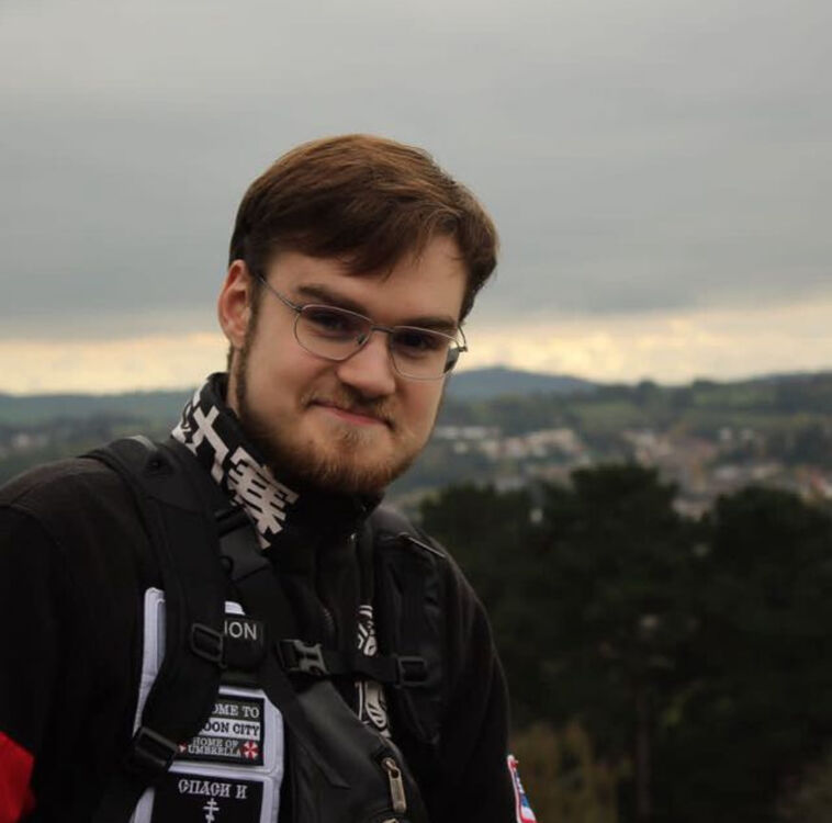  51967165  , 21 ,    Werda