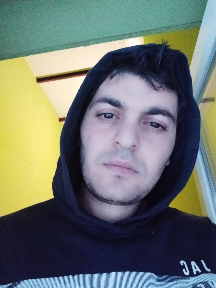   ,   Saba, 33 ,   ,   