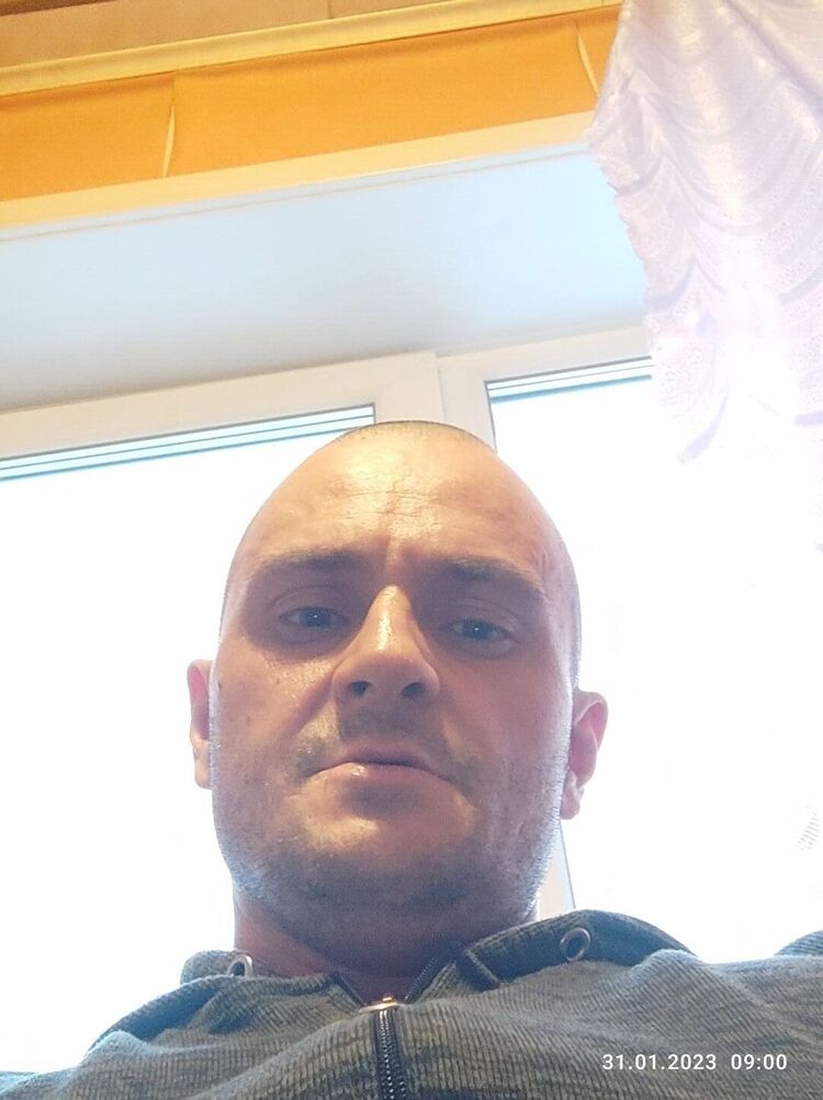 32272185  , 42 ,    