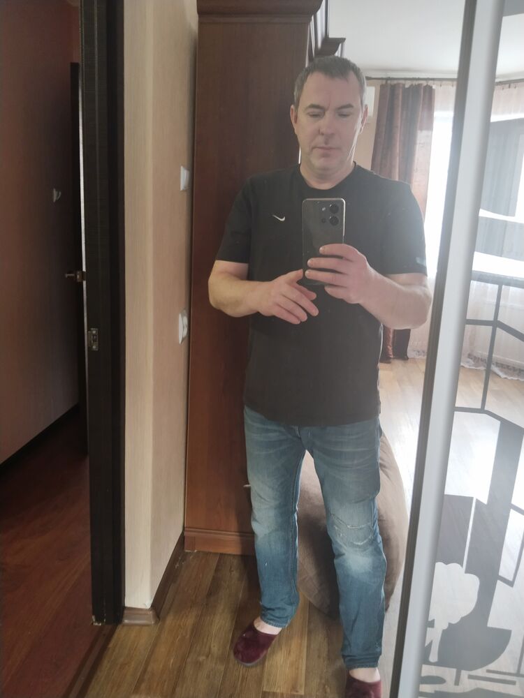  42457875  , 46 ,    