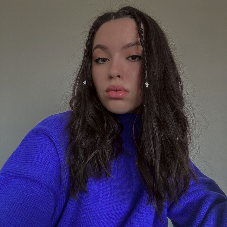  26700825  , 24 ,    -