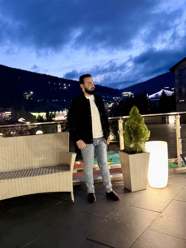  54747335  Mehdi, 39 ,    