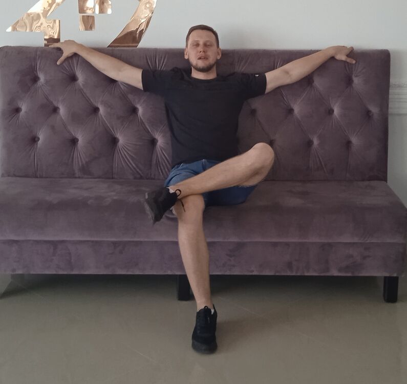  54613105  Yarik, 26 ,    