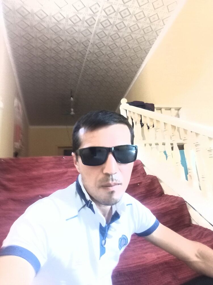  18143305  , 38 ,    