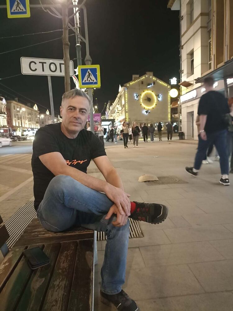  46101415  , 49 ,    