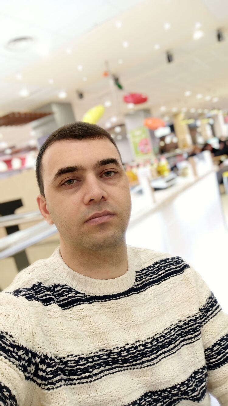  32262865  Alisher, 32 ,    