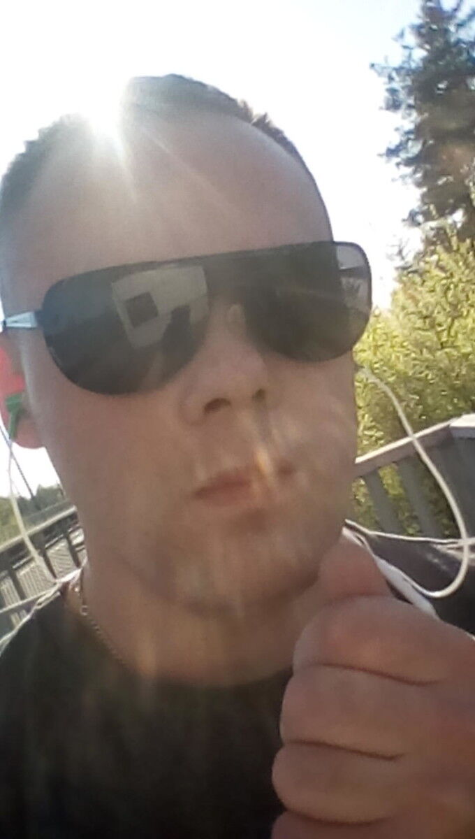  ,   VaIentin, 38 ,   c 