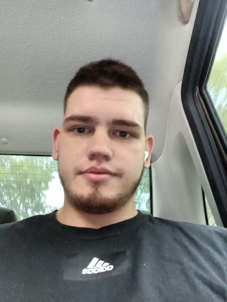  ,   Vladimir, 23 ,   ,   