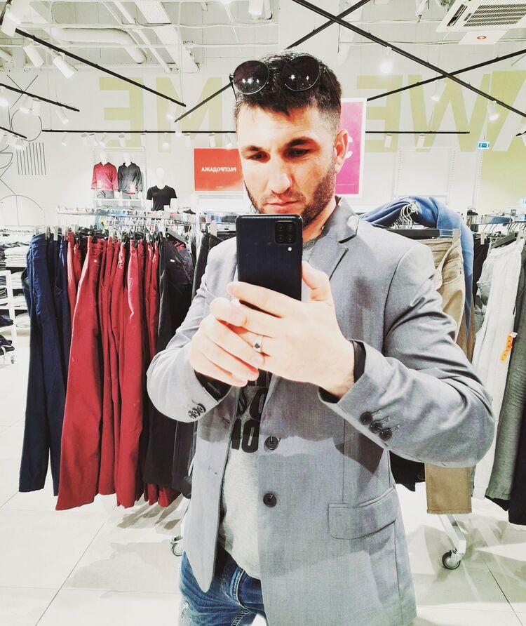  ,   Salim, 37 ,   ,   