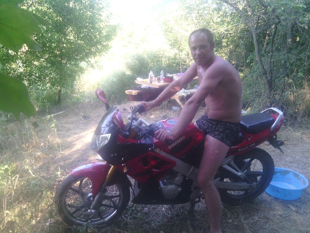  7890855  , 37 ,    
