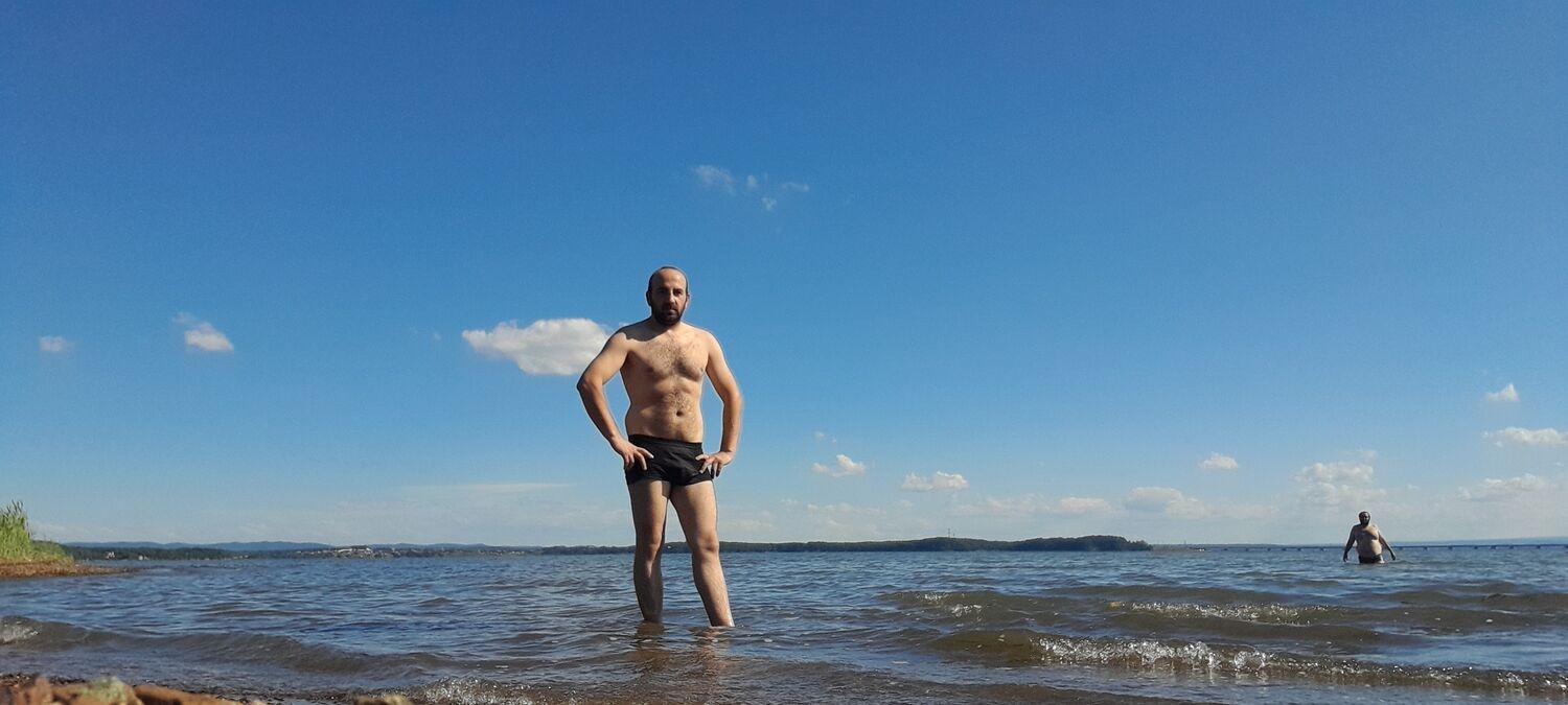  ,   Husniddin, 31 ,   ,   