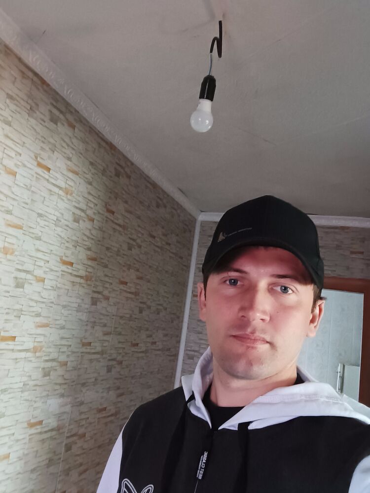  ,   Alexandr, 32 ,   ,   