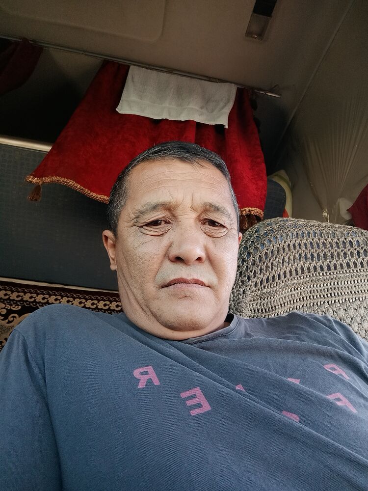  38496535  , 51 ,    
