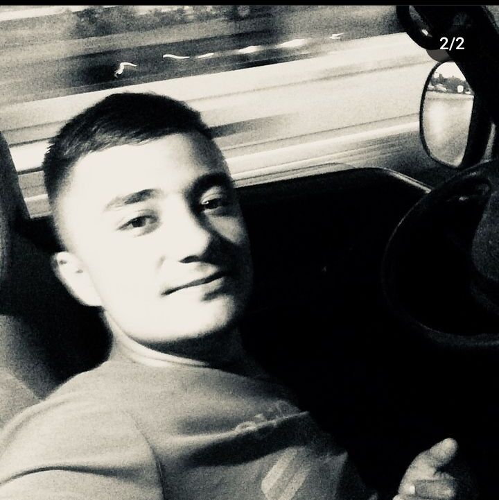  49732595  , 24 ,    