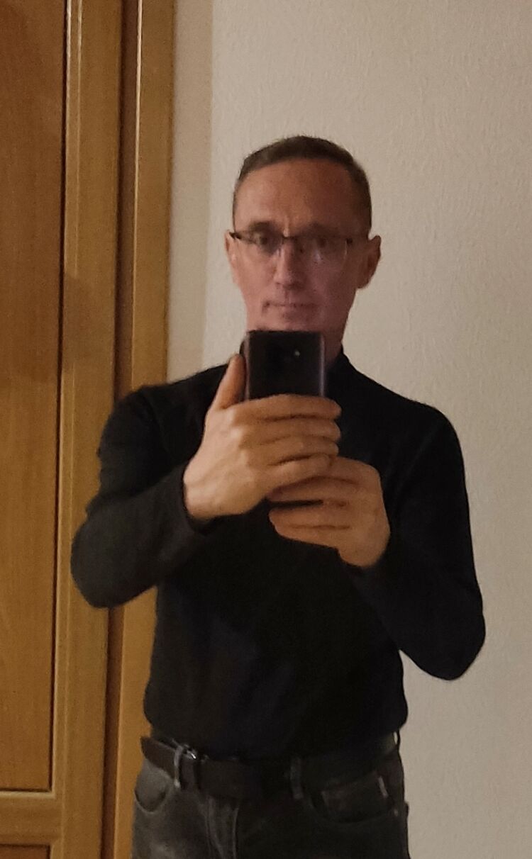  43911305  , 59 ,    