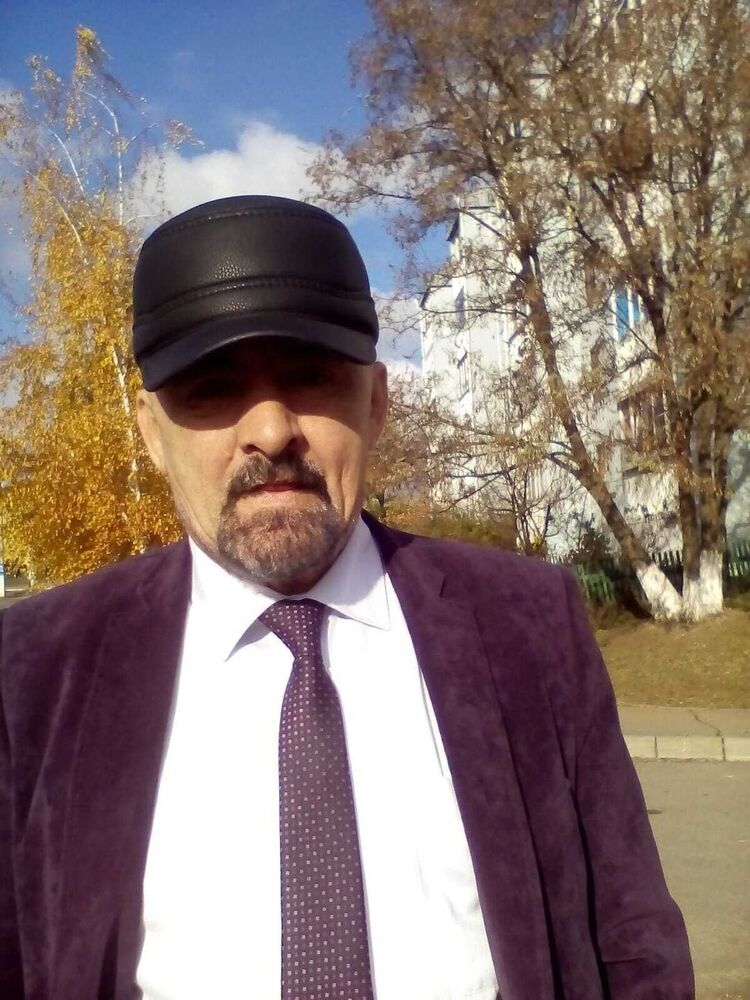  ,   Oleg, 62 ,   ,   