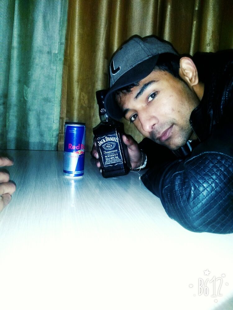  ,   Feruz, 32 ,   c 