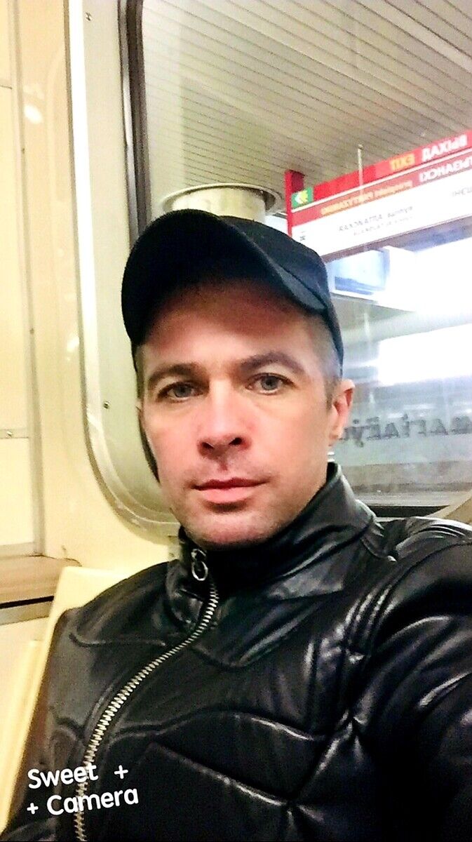  ,   Sasha, 42 ,   ,   , c , 