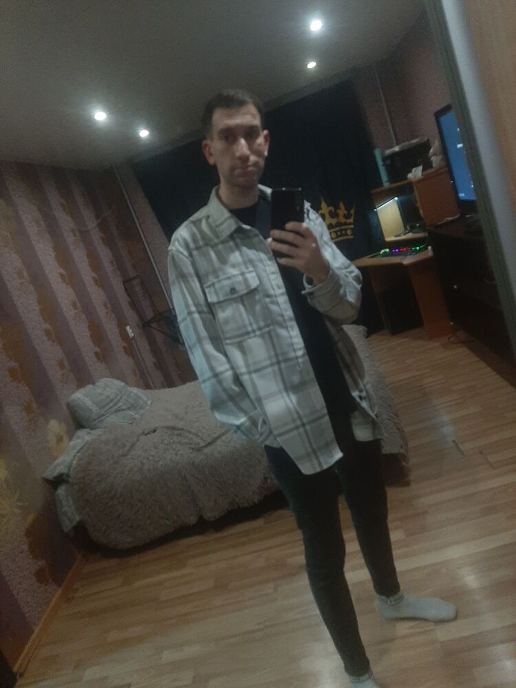  39932935  VLADISLAV, 26 ,    