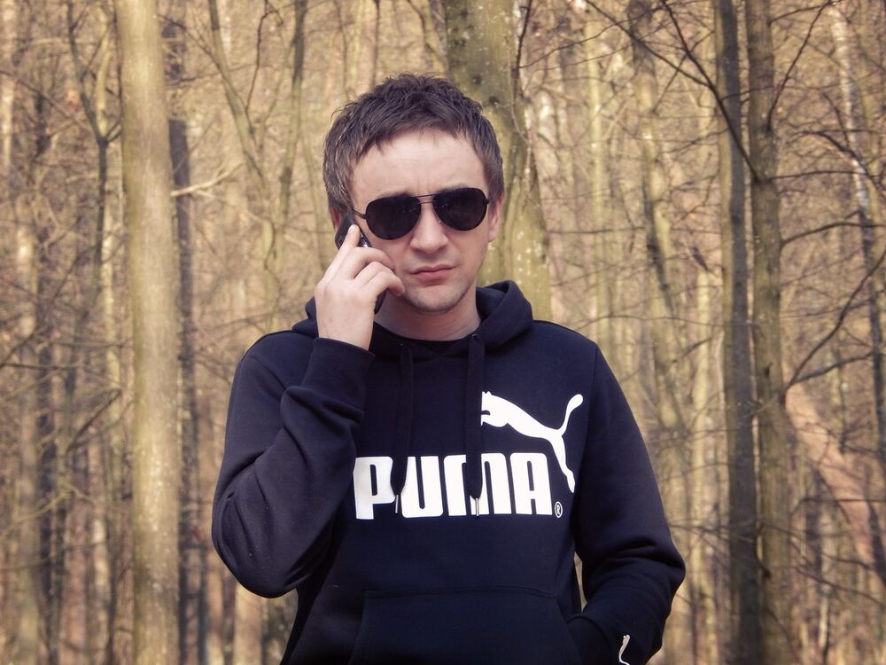  18179595  Andriy, 41 ,    