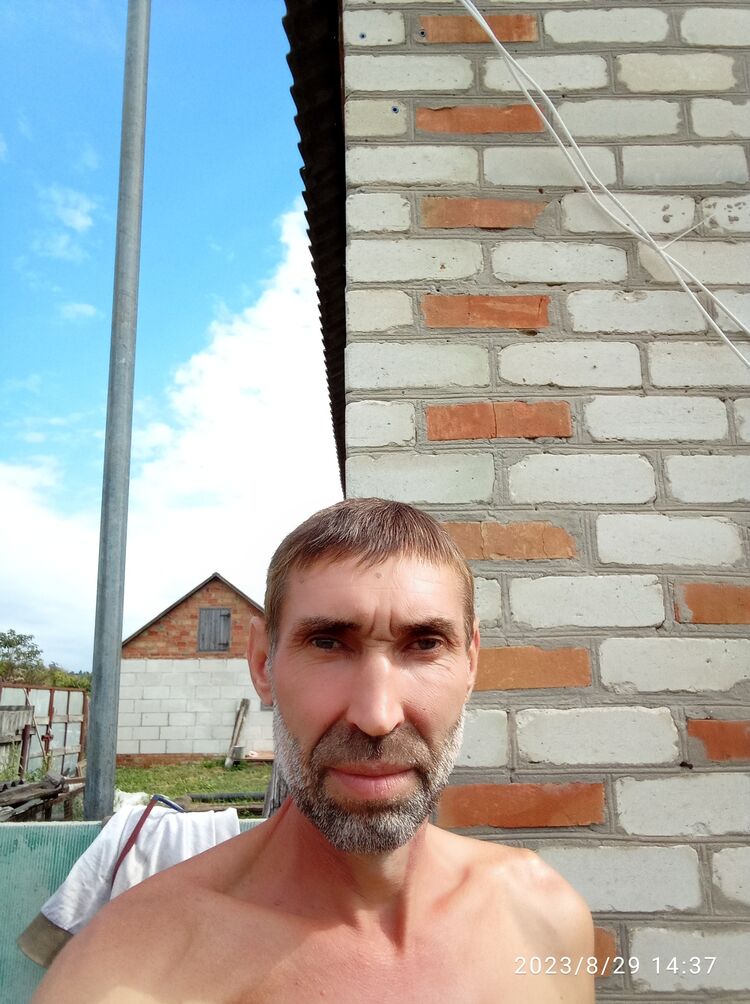  42262685  Vyacheslav, 56 ,    