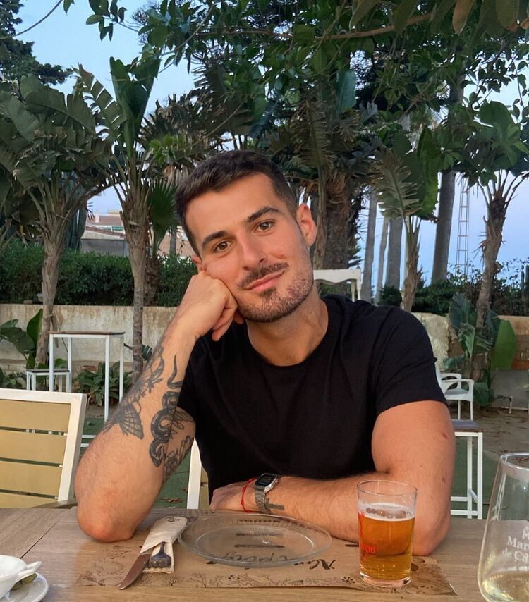  ,   , 35 ,   c 