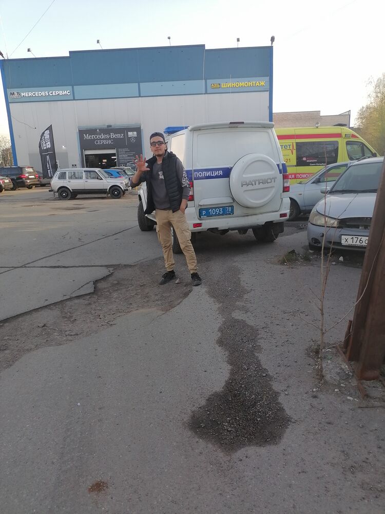  26329795  Ali, 24 ,    -