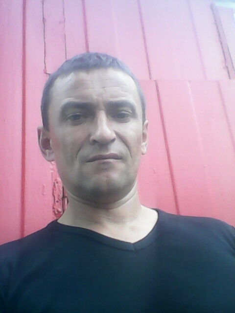  4741575  Oleg, 54 ,    