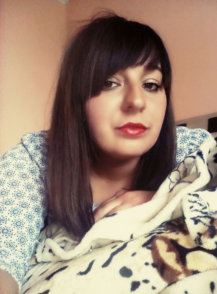  17573995  Lila, 31 ,    