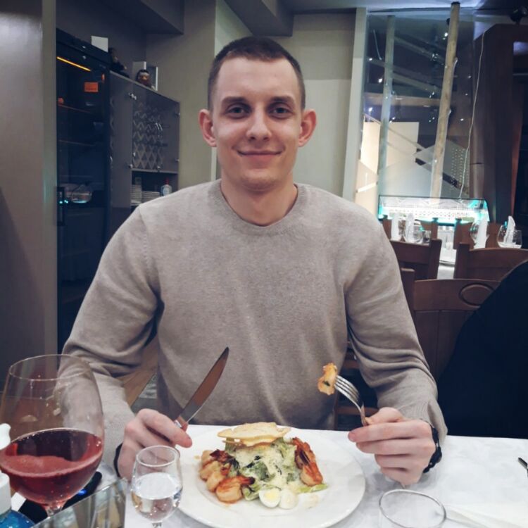  ,   Artem, 28 ,   ,   , c , 