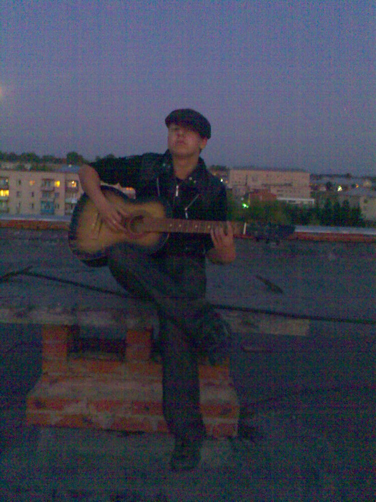  5661715  Alex, 36 ,    