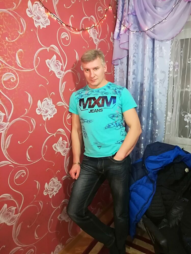  11258025  Wladimir, 46 ,    