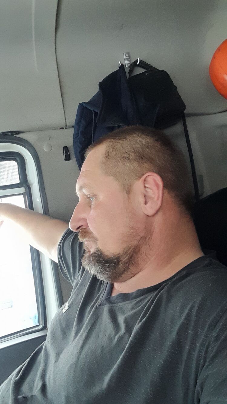  39641495  , 46 ,    