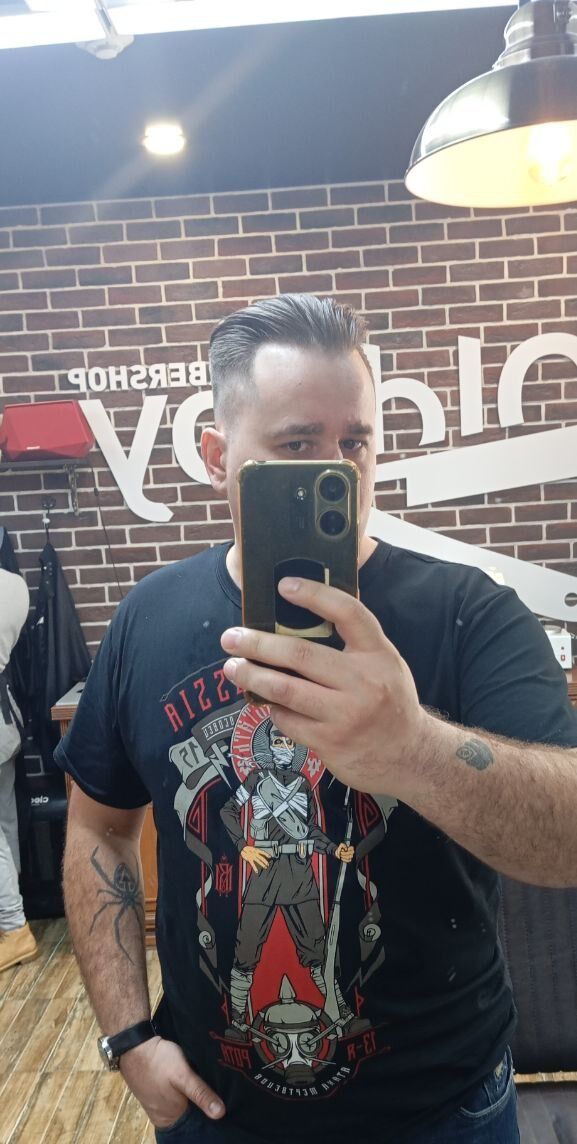  51281885  , 33 ,    