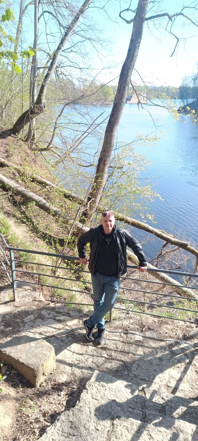  ,   Aleksej, 40 ,   ,   , c 