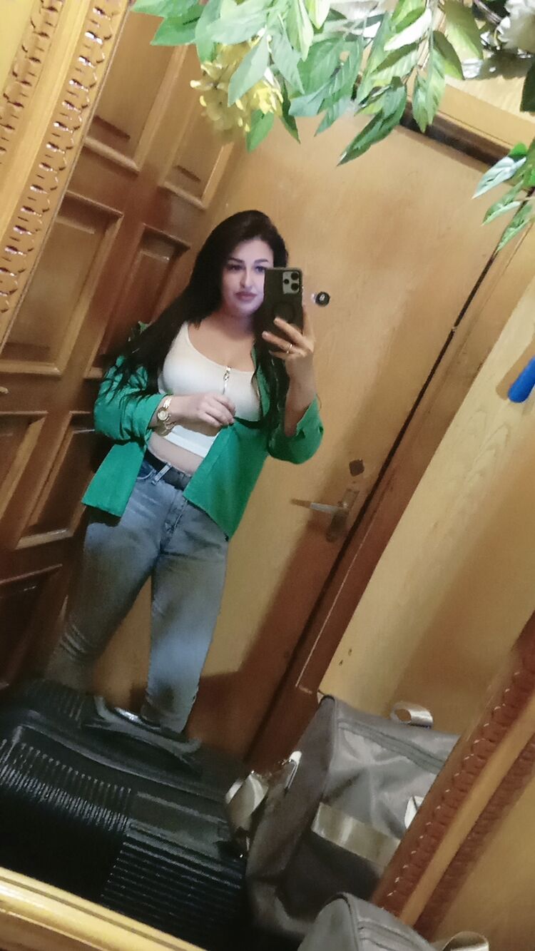  ,   Emiliya, 34 ,   ,   , c 