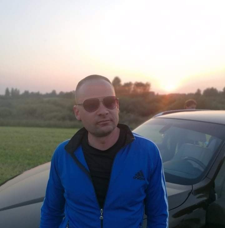 31768855  , 40 ,    