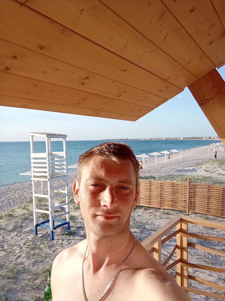  ,   Aleksandr, 36 ,   ,   