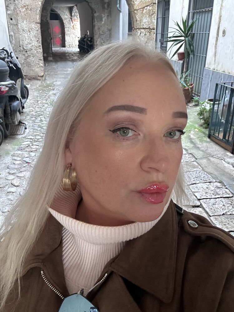 ���� 55963175 ������� Helga, 48 ���, ���� ���������� � Montecatini Terme