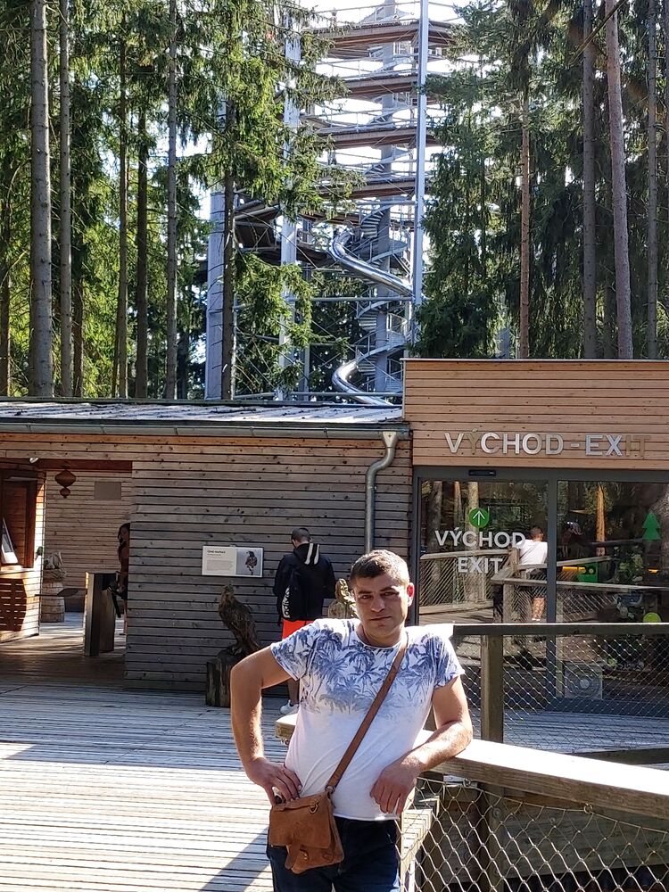  -,   Andrei, 49 ,   ,   
