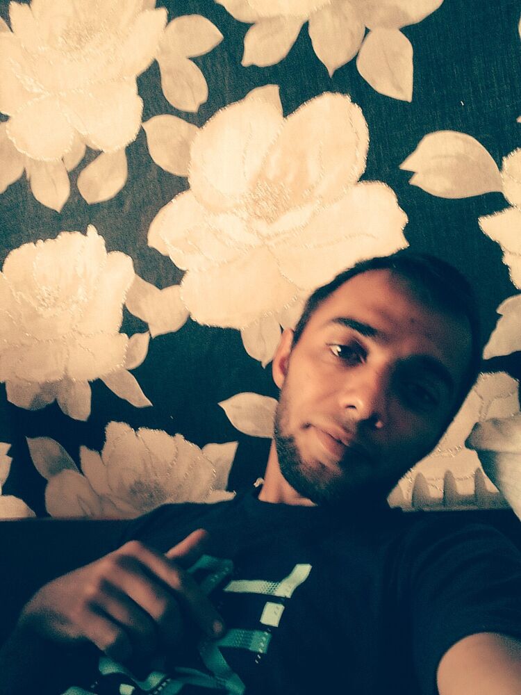  28428685  , 32 ,    