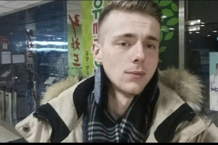  52976155  , 33 ,    