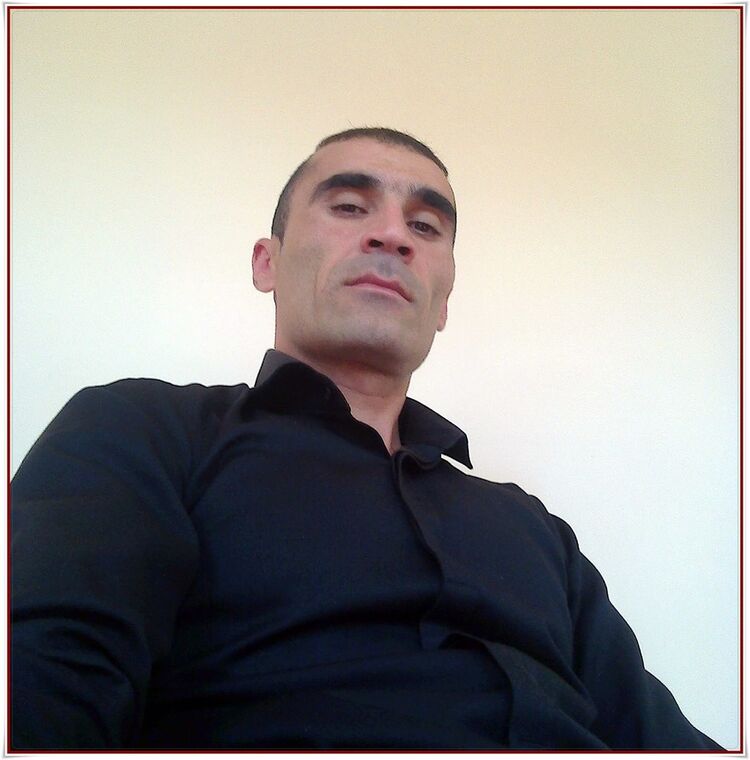  5758765  Xelil, 41 ,    