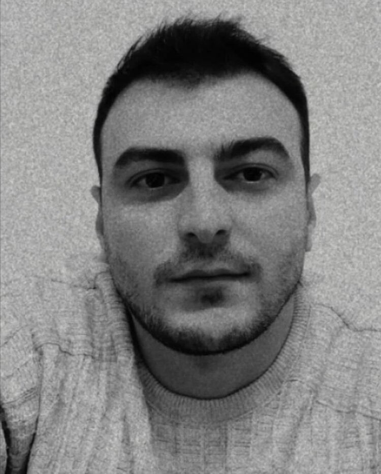  37755385  Vuqi, 28 ,    