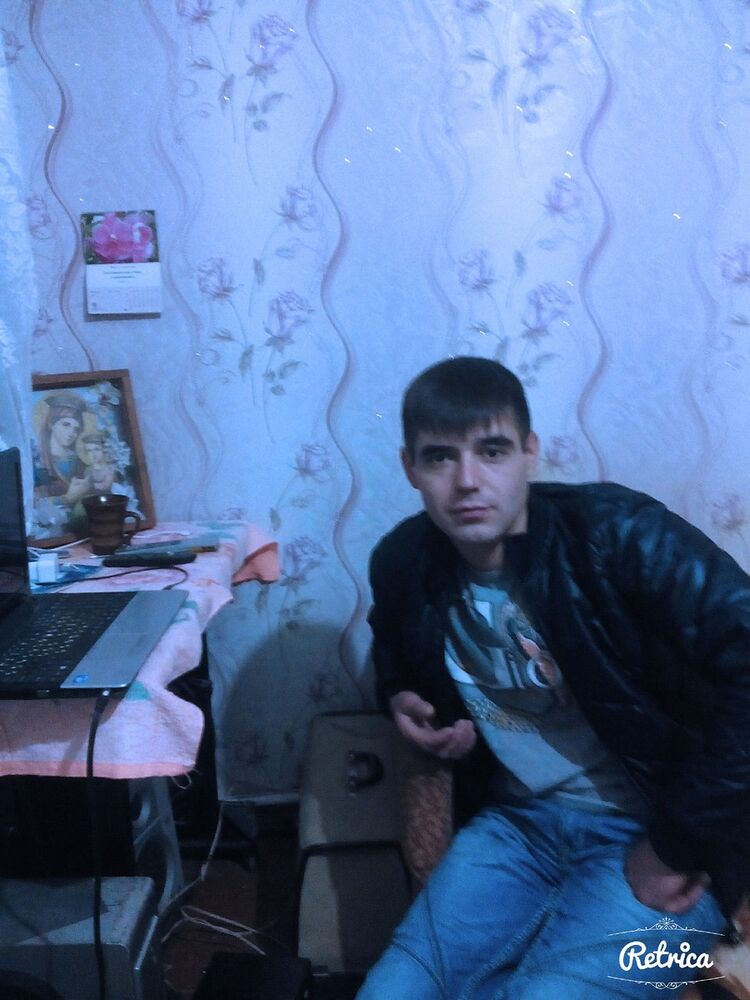  6149665  Mihail, 33 ,    