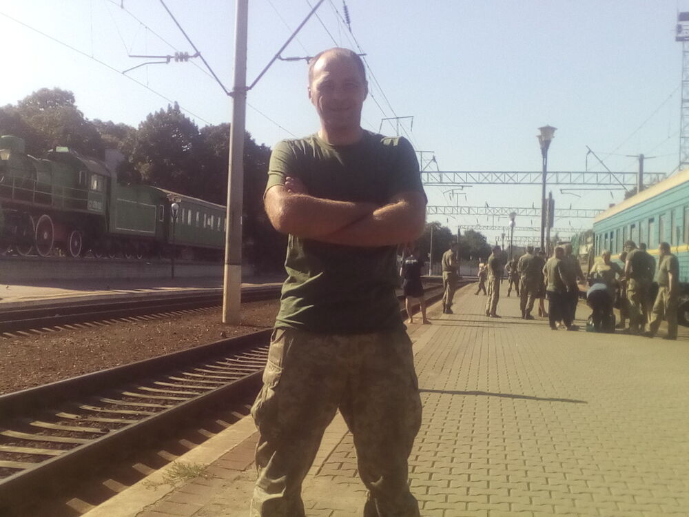  14048245  , 44 ,    