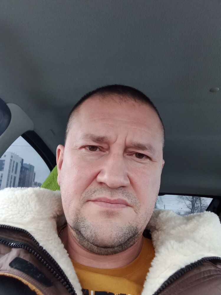  28392275  , 51 ,    