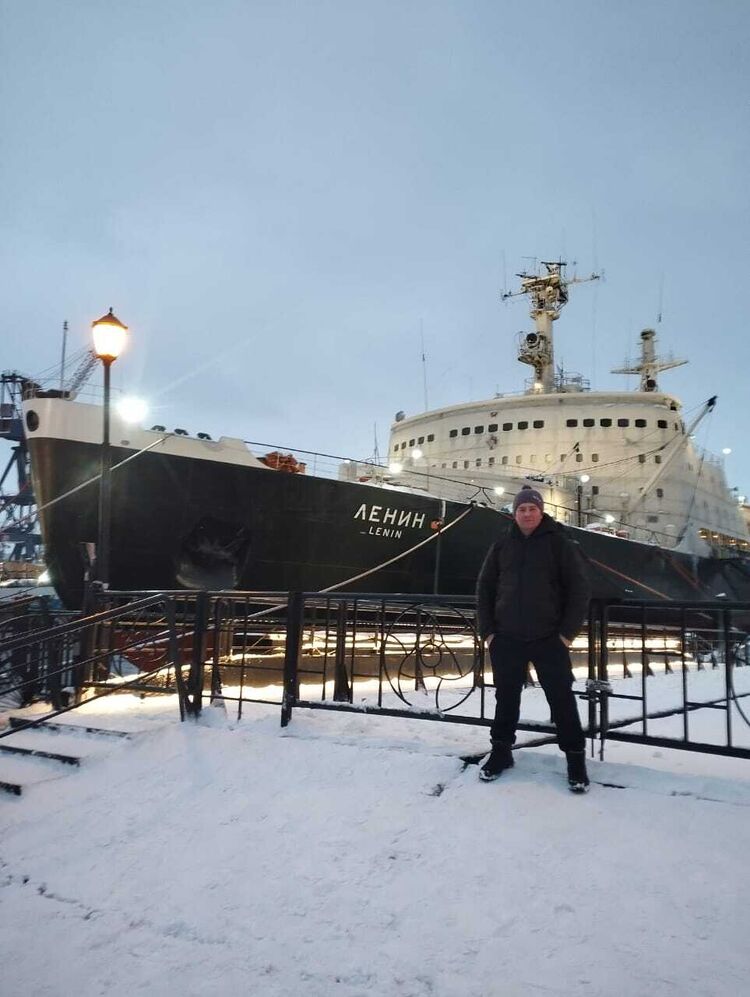 ���������� �������, ���� ������� WHO AM I, 39 ���, ������������ ��� ������, ����� � ���������, c�������� ���������