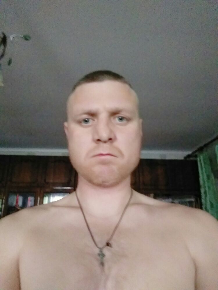  ,   Viktor, 40 ,     , c 