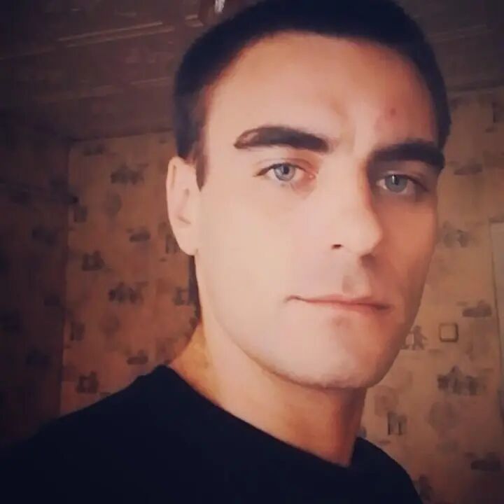  26860635  , 28 ,    